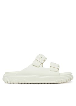 Klapki Armani Exchange XDP043 XV821 00894 Biały ze sklepu eobuwie.pl w kategorii Klapki damskie - zdjęcie 182029466