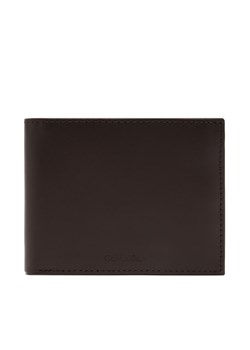 Portfel męski Calvin Klein Ck Premium Trifold 10Cc W/Coin K50K512849 Brązowy ze sklepu eobuwie.pl w kategorii Portfele męskie - zdjęcie 182029477