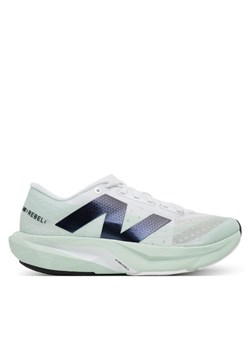 Buty do biegania New Balance FuelCell Rebel v4 WFCXCA4 Zielony ze sklepu eobuwie.pl w kategorii Buty sportowe damskie - zdjęcie 182031628