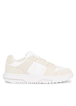 Sneakersy Tommy Jeans The Brooklyn Suede EN0EN02476 Beżowy ze sklepu eobuwie.pl w kategorii Buty sportowe damskie - zdjęcie 182032266