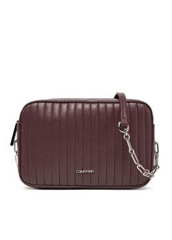 Torebka Calvin Klein K60K613078 Bordowy ze sklepu eobuwie.pl w kategorii Listonoszki - zdjęcie 182032616