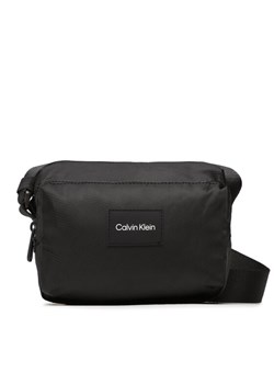 Saszetka Calvin Klein Ck Must T Camera Bag K50K510232 Czarny ze sklepu eobuwie.pl w kategorii Saszetki - zdjęcie 182036309