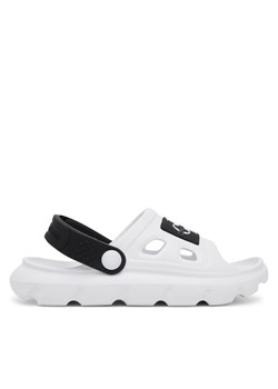 Sandały Calvin Klein Jeans V1X2-83025-0083X S Biały ze sklepu eobuwie.pl w kategorii Sandały dziecięce - zdjęcie 182036425