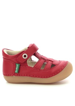 Sandały Kickers Sushy 611084-10-4 M Czerwony ze sklepu eobuwie.pl w kategorii Sandały dziecięce - zdjęcie 182038639