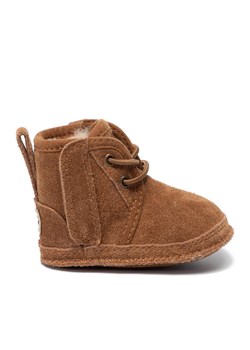 Śniegowce Ugg I Baby Neumel & Ugg Beanie 1104729I Brązowy ze sklepu eobuwie.pl w kategorii Buciki niemowlęce - zdjęcie 182038886