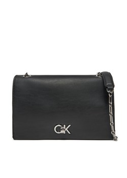 Torebka Calvin Klein Ck Medium Conv Chain Bag K60K612810 Czarny ze sklepu eobuwie.pl w kategorii Torebki damskie - zdjęcie 182041395
