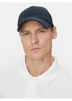 Czapka z daszkiem Calvin Klein K50K513015 Granatowy - id: 8721107421025 - marki Calvin Klein - 182044597 Czapka z daszkiem Calvin Klein K50K513015 Granatowy ze sklepu eobuwie.pl w kategorii Czapki z daszkiem męskie - zdjęcie 182044597