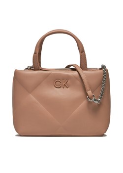 Torebka Calvin Klein Re-Lock Quilt Tote Mini K60K611340 Beżowy ze sklepu eobuwie.pl w kategorii Kuferki - zdjęcie 182051756