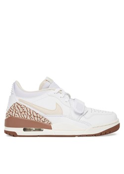 Sneakersy Nike Air Jordan Legacy 312 FQ7827 Biały ze sklepu eobuwie.pl w kategorii Buty sportowe damskie - zdjęcie 182052147