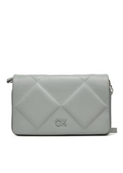 Torebka Calvin Klein Quilt K60K611759 Szary ze sklepu eobuwie.pl w kategorii Listonoszki - zdjęcie 182055385