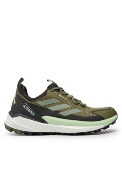 Sneakersy adidas Terrex Free Hiker 2.0 Low GORE-TEX Hiking IE5104 Zielony ze sklepu eobuwie.pl w kategorii Buty sportowe męskie - zdjęcie 182057305