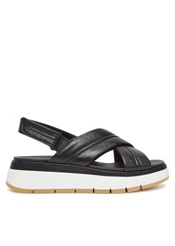 Sandały Clarks Tuscan Cross 26182233 Czarny ze sklepu eobuwie.pl w kategorii Sandały damskie - zdjęcie 182070548