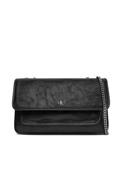 Torebka Calvin Klein Jeans Chain Ew Flap Conv Chain Bag LV04K3084G Czarny ze sklepu eobuwie.pl w kategorii Kopertówki - zdjęcie 182071748