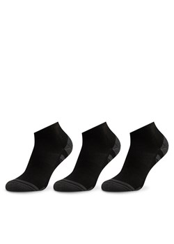 Zestaw 3 par niskich skarpet unisex Under Armour Ua Performance Tech 3Pk Low 1379504-001 Czarny ze sklepu eobuwie.pl w kategorii Skarpetki męskie - zdjęcie 182072906