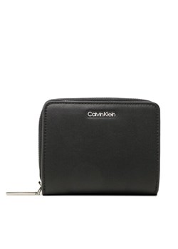 Mały Portfel Damski Calvin Klein Ck Must Z/A Walle W/Flap Md K60K610300 Czarny - id: 8719856813574 - marki Calvin Klein - 182075457 Mały Portfel Damski Calvin Klein Ck Must Z/A Walle W/Flap Md K60K610300 Czarny ze sklepu eobuwie.pl w kategorii Portfele damskie - zdjęcie 182075457