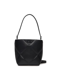 Torebka Calvin Klein Quilt K60K611666 Czarny ze sklepu eobuwie.pl w kategorii Torebki worki - zdjęcie 182075898