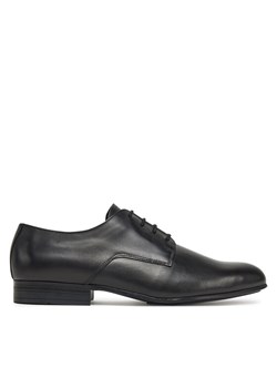 Półbuty Calvin Klein Almond Derby HM0HM01705 Czarny ze sklepu eobuwie.pl w kategorii Buty eleganckie męskie - zdjęcie 182077309