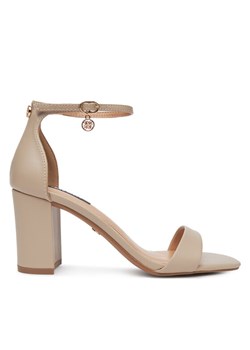 Sandały Nine West WFA2647-1 Beżowy ze sklepu eobuwie.pl w kategorii Sandały damskie - zdjęcie 182079126