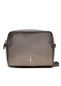 Torebka Calvin Klein Jeans Minimal Monogram Camera Bag Tum K60K612728 Szary ze sklepu eobuwie.pl w kategorii Listonoszki - zdjęcie 182080679