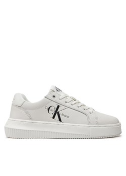 Sneakersy Calvin Klein Jeans Chunky Cupsole Laceup Mon Lth Wn YW0YW00823 Biały ze sklepu eobuwie.pl w kategorii Buty sportowe damskie - zdjęcie 182081875