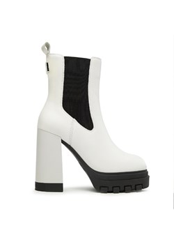 Botki Tommy Jeans Tjw High Heel Chelsea EN0EN02306 Biały ze sklepu eobuwie.pl w kategorii Botki - zdjęcie 182083317