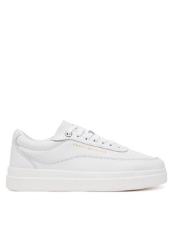 Sneakersy Tommy Hilfiger Modern Court Sneaker Lthr FW0FW08800 Biały ze sklepu eobuwie.pl w kategorii Buty sportowe damskie - zdjęcie 182083329