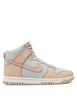 Sneakersy Nike Dunk High DD1869 113 Beżowy ze sklepu eobuwie.pl w kategorii Buty sportowe damskie - zdjęcie 182083386