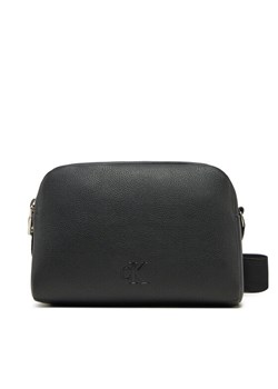 Torebka Calvin Klein Jeans Ultrlght Ew Dbl Zp C LV04K3124G Czarny ze sklepu eobuwie.pl w kategorii Listonoszki - zdjęcie 182086556