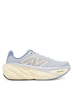 Buty do biegania New Balance More v5 WMORCE5 Fioletowy ze sklepu eobuwie.pl w kategorii Buty sportowe damskie - zdjęcie 182087846