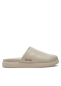 Klapki Calvin Klein Mule HM0HM01407 Szary ze sklepu eobuwie.pl w kategorii Klapki męskie - zdjęcie 182090588