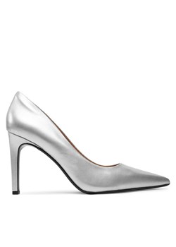 Szpilki Calvin Klein Heel Pump 90 - Met HW0HW02431 Srebrny ze sklepu eobuwie.pl w kategorii Czółenka - zdjęcie 182093136