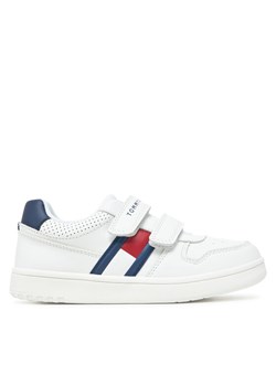 Sneakersy Tommy Hilfiger T1X9-33841-1355X S Biały ze sklepu eobuwie.pl w kategorii Buty sportowe dziecięce - zdjęcie 182093585