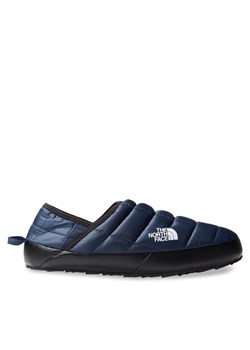 Kapcie The North Face M Thermoball Traction Mule VNF0A3UZNI851 Granatowy ze sklepu eobuwie.pl w kategorii Kapcie męskie - zdjęcie 182096867