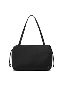 Torebka Calvin Klein Jeans K60K612369 Czarny ze sklepu eobuwie.pl w kategorii Torebki damskie - zdjęcie 182099715