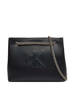 Torebka Calvin Klein Jeans Sculpted Chain Shoulder Bag LV04K3163G Czarny ze sklepu eobuwie.pl w kategorii Torebki damskie - zdjęcie 182100807