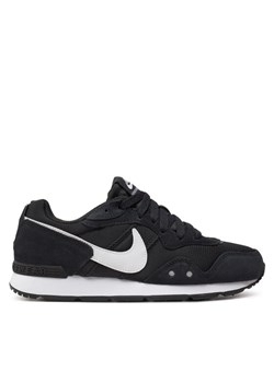 Sneakersy Nike Venture Runner CK2948 001 Czarny ze sklepu eobuwie.pl w kategorii Buty sportowe damskie - zdjęcie 182101058