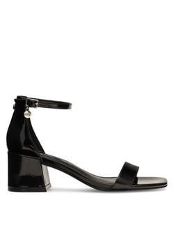 Sandały Nine West ERMINA FF-2308 Czarny ze sklepu eobuwie.pl w kategorii Sandały damskie - zdjęcie 182101625