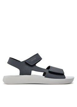 Sandały Geox J Sandal Lightfloppy J45GQE 00050 C4002 D Granatowy ze sklepu eobuwie.pl w kategorii Sandały dziecięce - zdjęcie 182104457