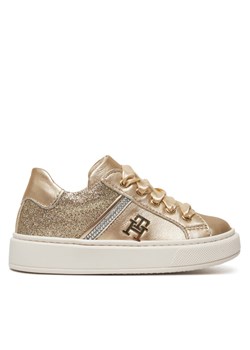 Sneakersy Tommy Hilfiger Sneaker Bassa Allacciata T1A9-33932-0829 S Złoty ze sklepu eobuwie.pl w kategorii Buty sportowe dziecięce - zdjęcie 182106278