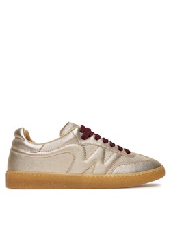 Sneakersy Weekend Max Mara 2515761035600 Złoty ze sklepu eobuwie.pl w kategorii Buty sportowe damskie - zdjęcie 182106319