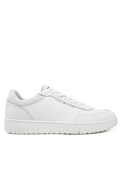 Sneakersy Tommy Hilfiger Th Basket Core Lth Pinperf FM0FM05466 Biały ze sklepu eobuwie.pl w kategorii Buty sportowe męskie - zdjęcie 182107816