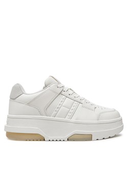 Sneakersy Tommy Jeans Brooklyn EN0EN02592 Biały ze sklepu eobuwie.pl w kategorii Buty sportowe damskie - zdjęcie 182111198