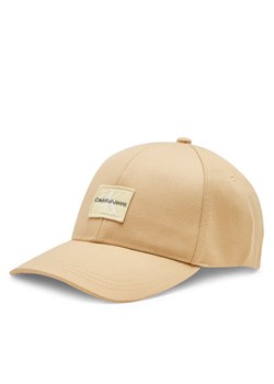 Czapka z daszkiem Calvin Klein Jeans Mono Logo Patch Cap K60K612381 Beżowy ze sklepu eobuwie.pl w kategorii Czapki z daszkiem damskie - zdjęcie 182111799