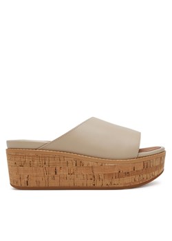Klapki FitFlop FT5 A20 Beżowy ze sklepu eobuwie.pl w kategorii Klapki damskie - zdjęcie 182115145