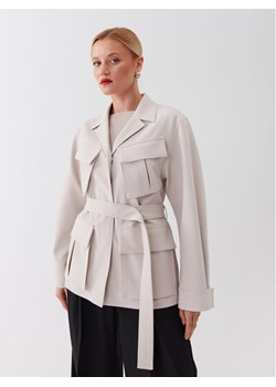 Calvin Klein Płaszcz przejściowy K20K205882 Écru Regular Fit ze sklepu MODIVO w kategorii Płaszcze damskie - zdjęcie 182594426