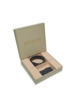 Guess Zestaw etui na karty i pasek Gift Box GFBOXM P3305 Czarny ze sklepu MODIVO w kategorii Portfele męskie - zdjęcie 182594796