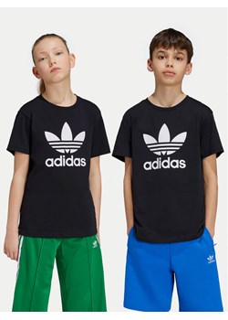 adidas T-Shirt adicolor Trefoil IY7421 Czarny Regular Fit ze sklepu MODIVO w kategorii T-shirty chłopięce - zdjęcie 182595516