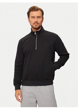 adidas Bluza Trefoil Essentials IW5807 Czarny Regular Fit ze sklepu MODIVO w kategorii Bluzy męskie - zdjęcie 182597176