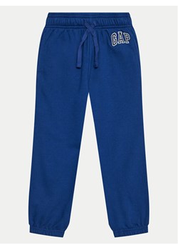 Gap Spodnie dresowe 542339-02 Niebieski Regular Fit ze sklepu MODIVO w kategorii Spodnie chłopięce - zdjęcie 182597457