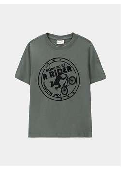 Coccodrillo T-Shirt WC4143215VBA Zielony Regular Fit ze sklepu MODIVO w kategorii T-shirty chłopięce - zdjęcie 182598809